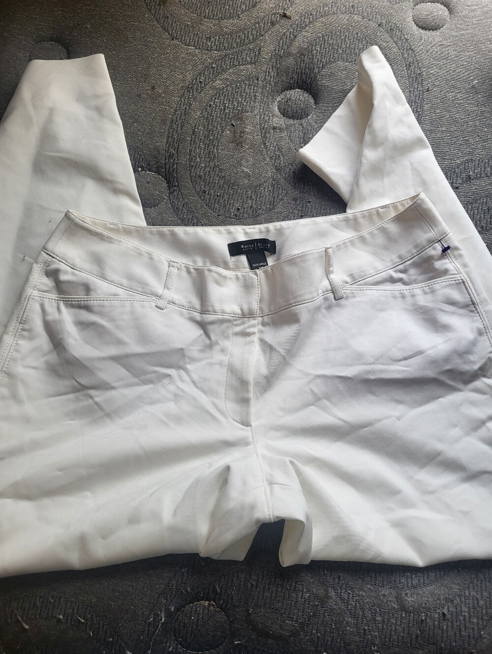 White House Black Market White Stretch Ponte Skinny Ankle Pants